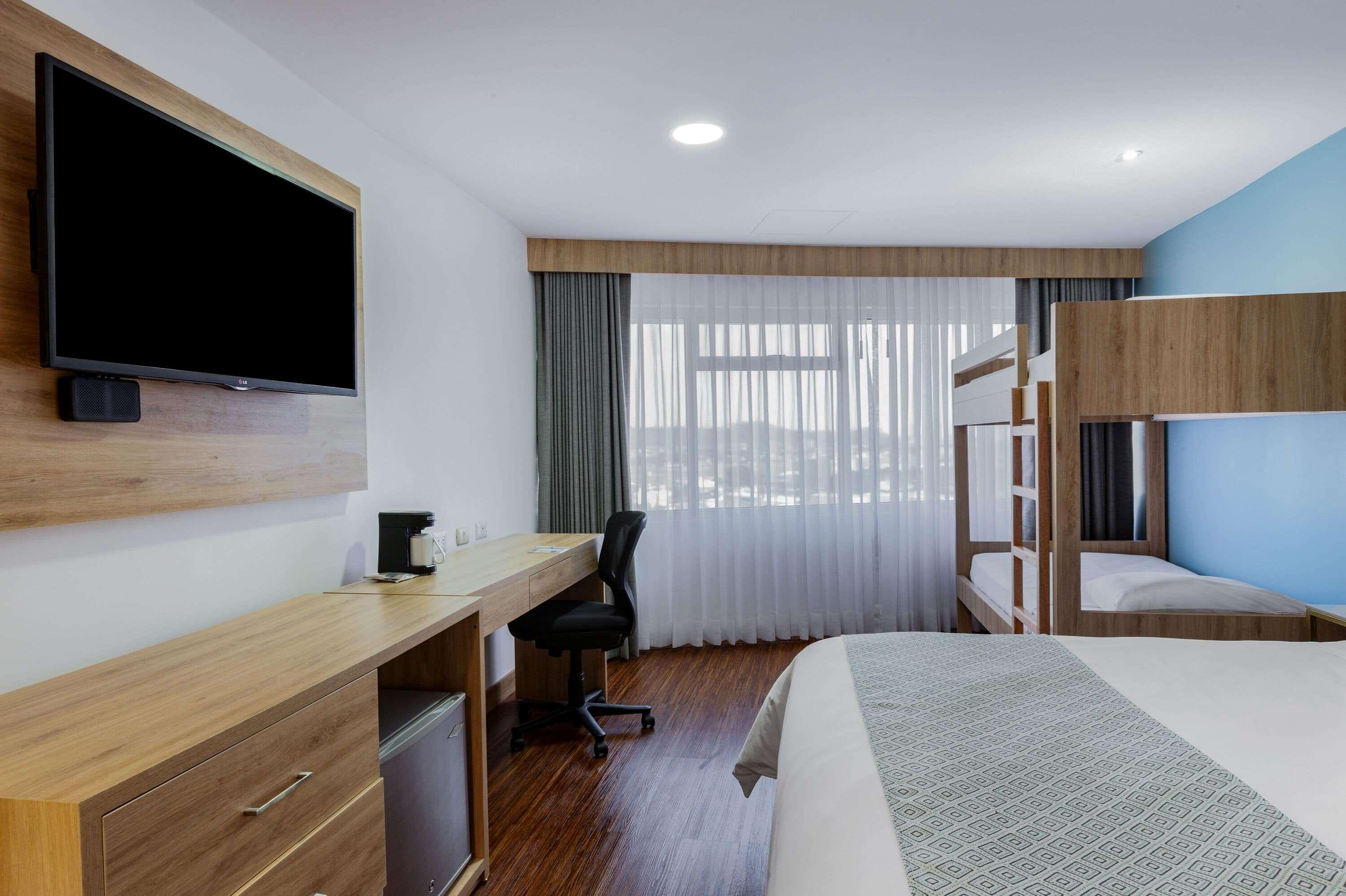 Tryp By Wyndham Airport 5*