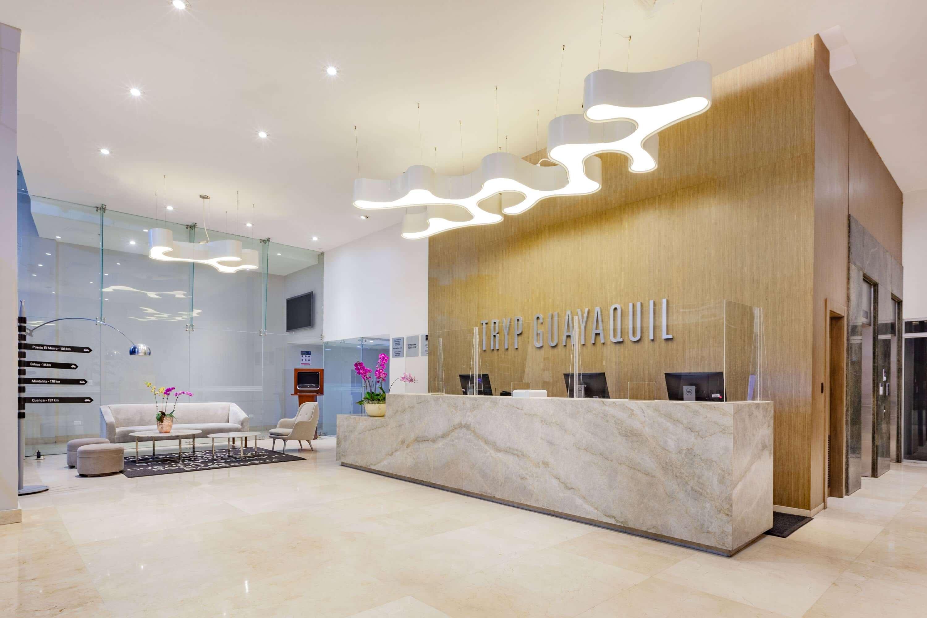 Tryp By Wyndham Airport
