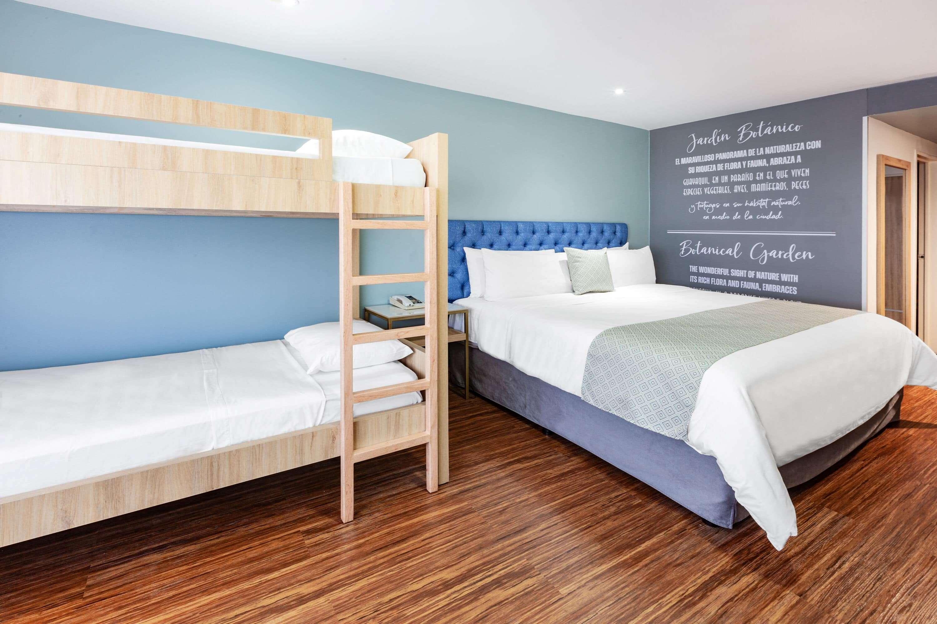 Tryp By Wyndham Airport 5*