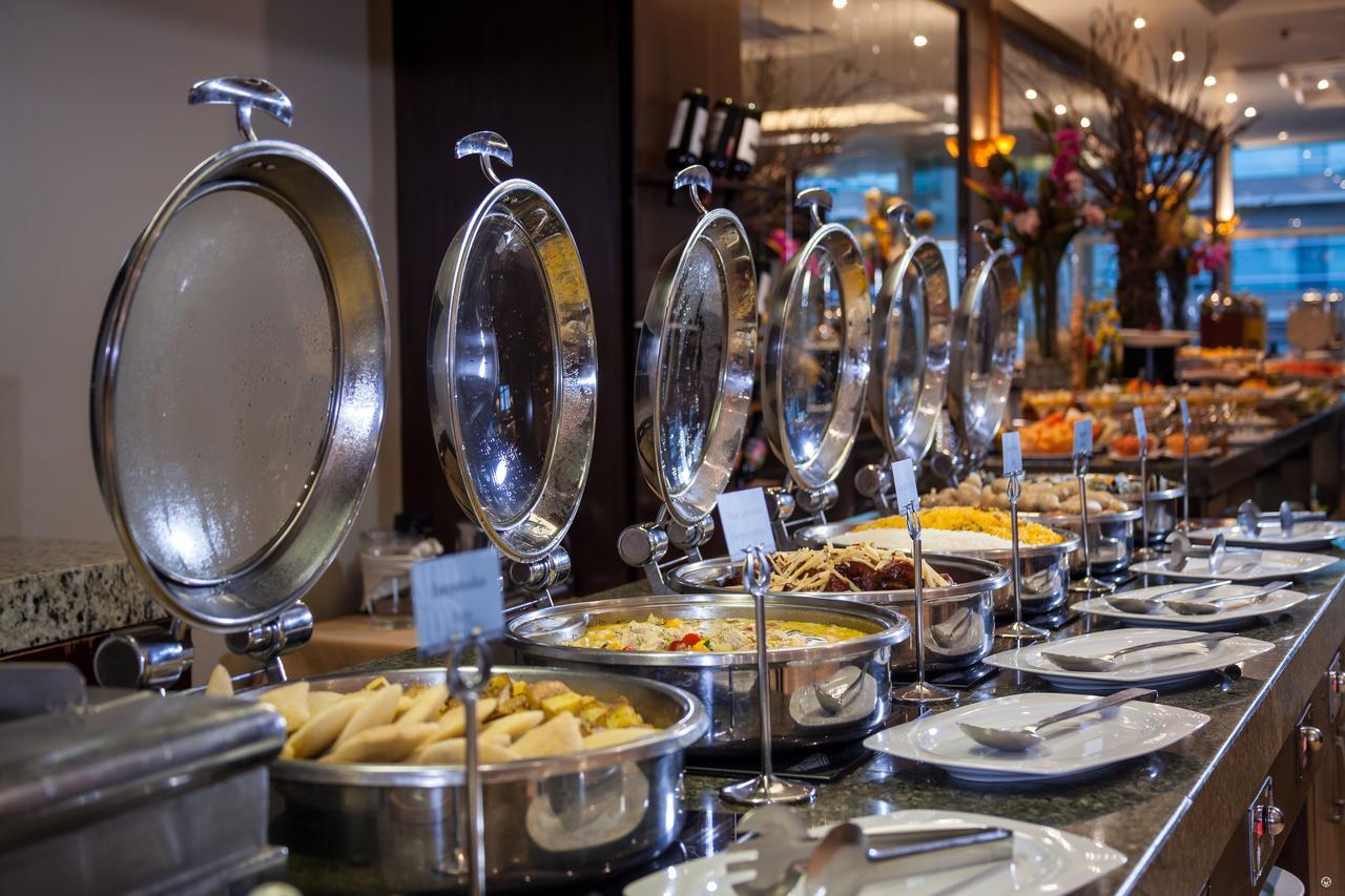 Tryp By Wyndham Airport Hotel 5*