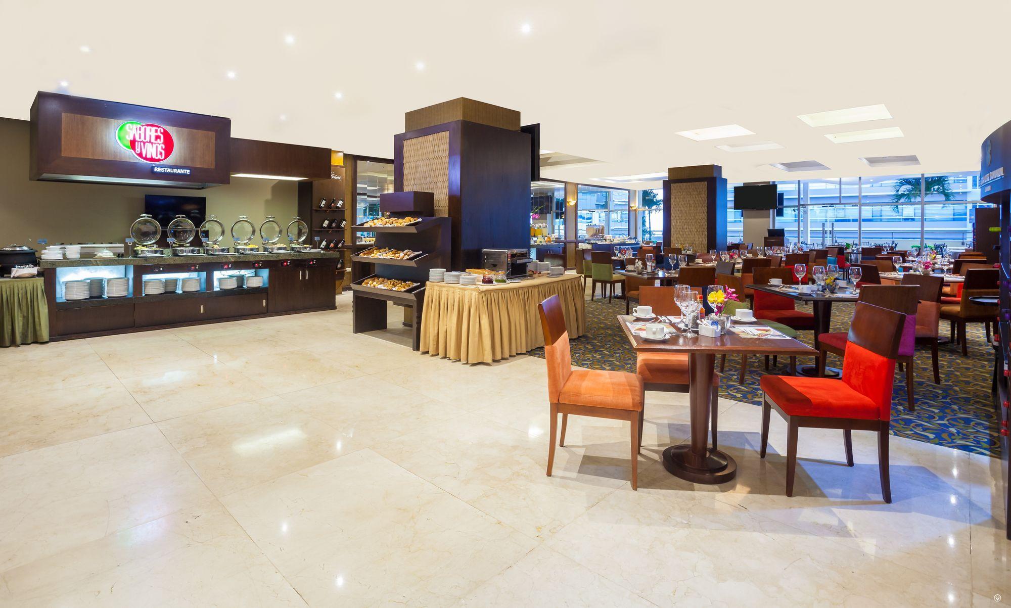 Tryp By Wyndham Airport Hotel
